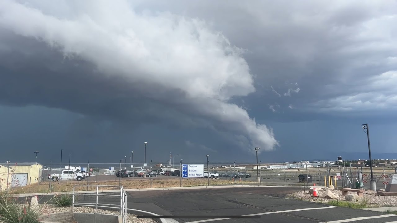Chasing the Monsoon ⛈️ Severe Thunderstorm with Wall Cloud Prescott, AZ ...