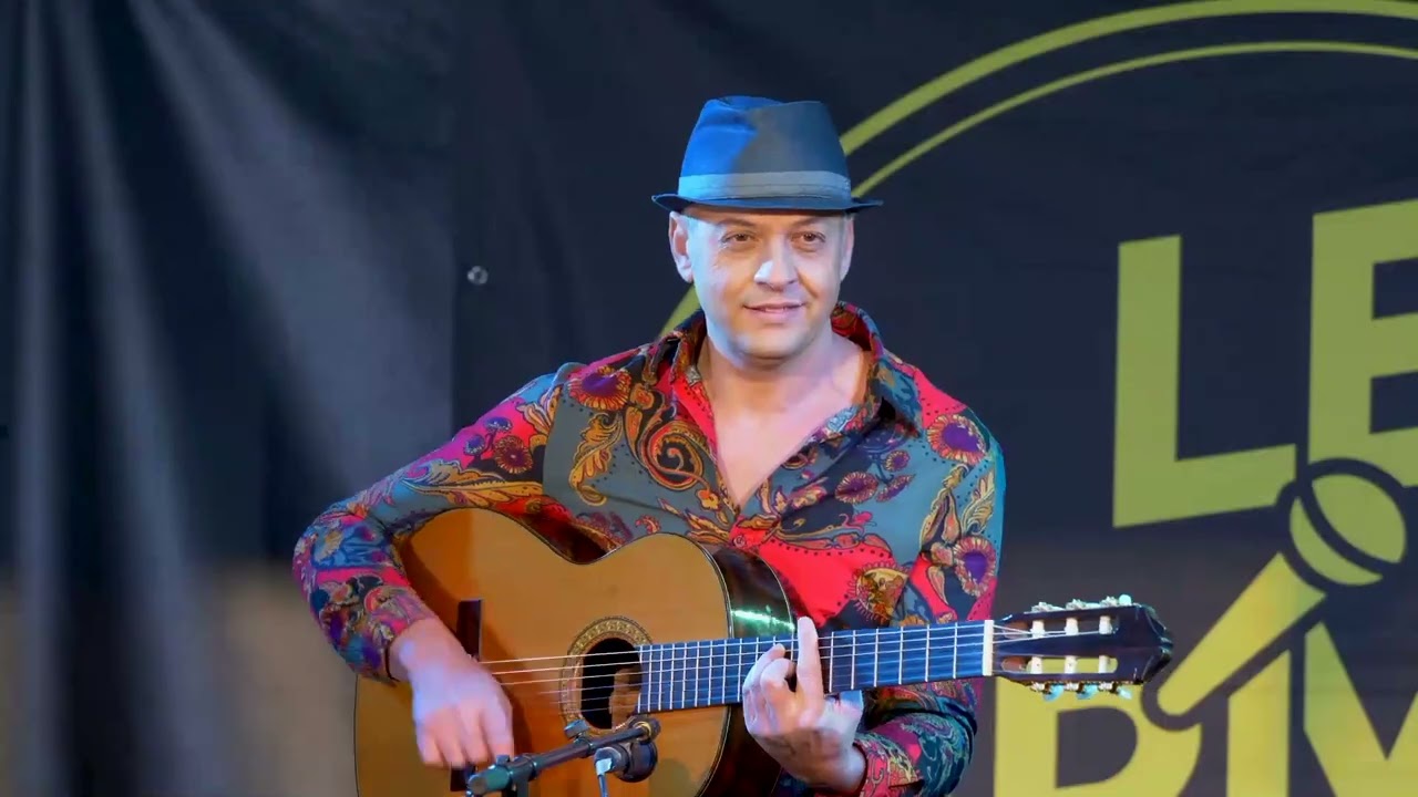 Watch Lucky Two - Ma Robe (Live Acoustique) on YouTube Watch Lucky Two - Ma Robe (Live Acoustique) on YouTube