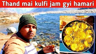 Day 5. Aaj to Camping mai bana dali Pakodi. River side camping in Rohru Himachal.