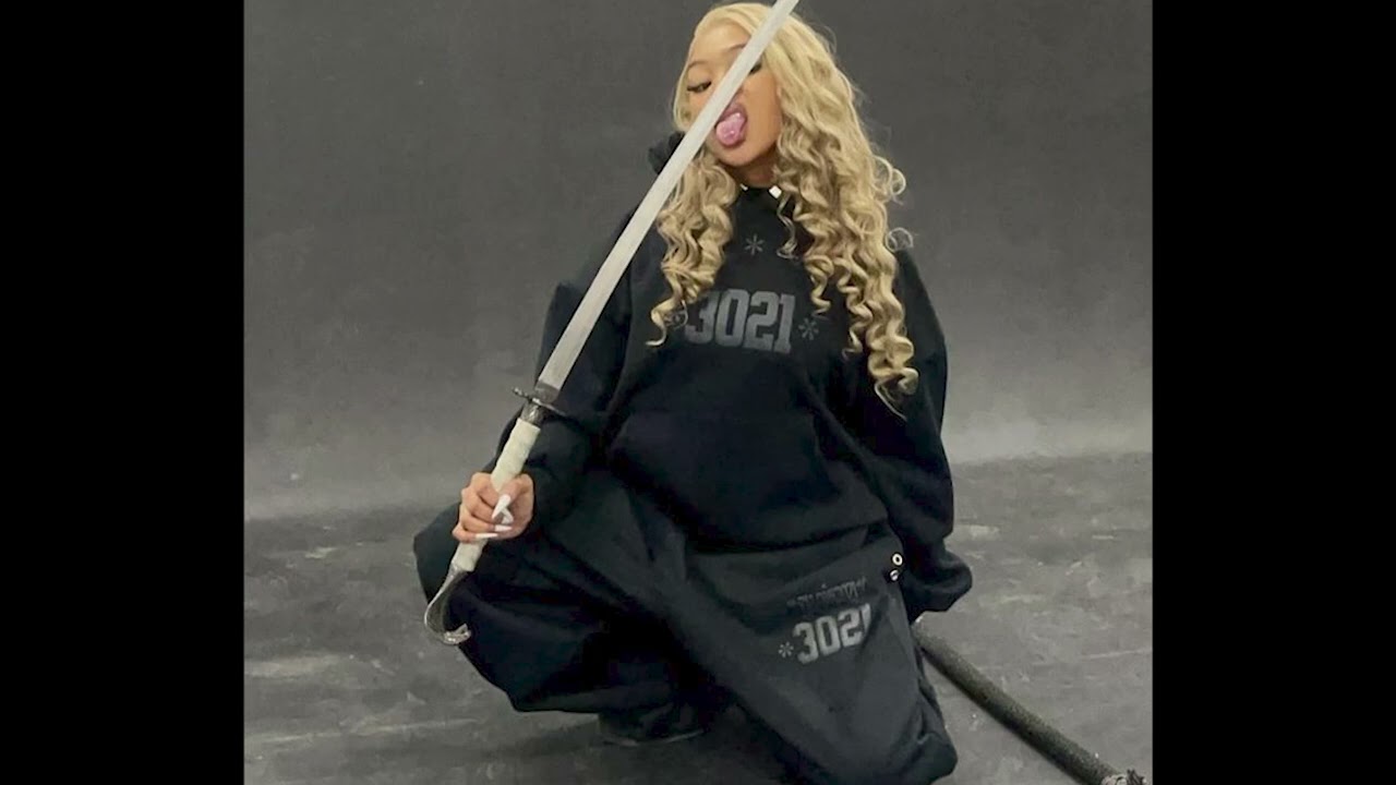 [FREE] Playboi Carti x Pierre Bourne Type Beat - "Dud" (Prod.VVS Chopps)