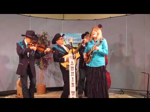 Annie Wade Band, Gospel Bluegrass Music, Harmony House, 5th of 8, 5/13/16 4130