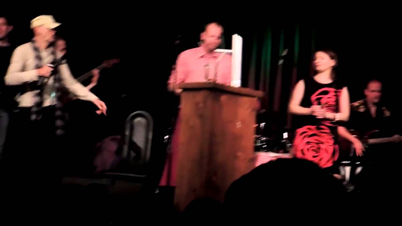 YouTube에서 Remasuri & Willi Resetarits: Rabnhof Hanni (Kulisse Wien, 15.03.2014) 보기