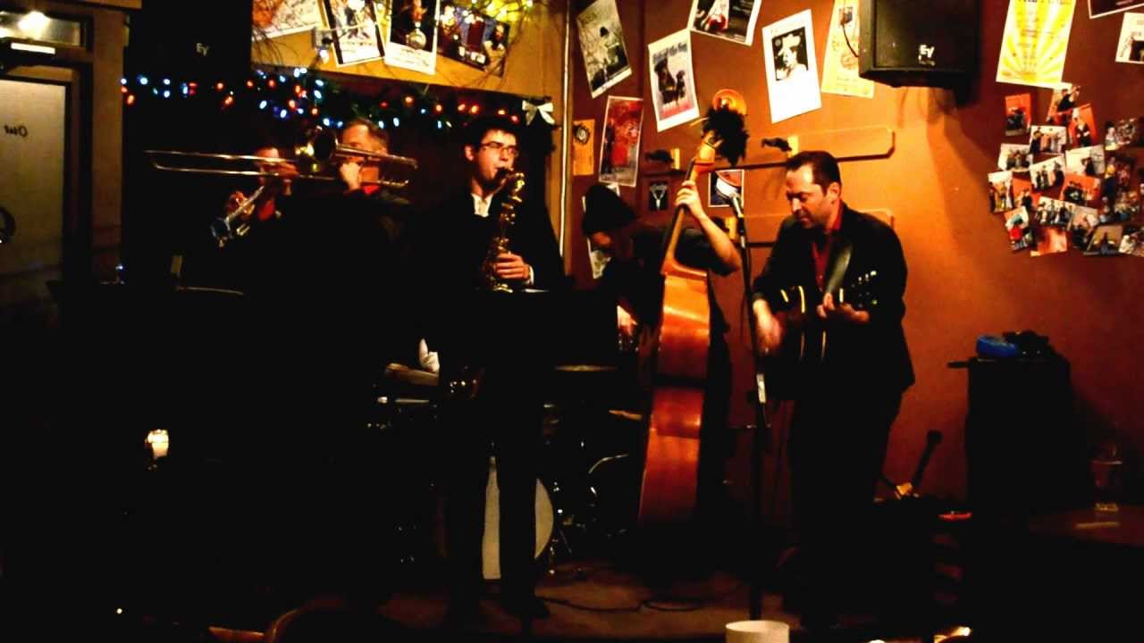 Dave Lang performs in High River, AB