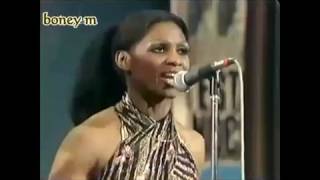 BONEY M.. Daddy cool- tve 1977 chords