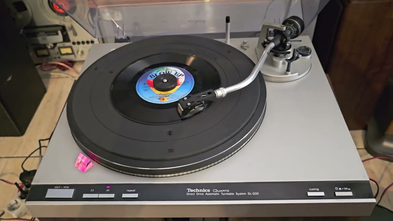 Technics SL-Q33 test - YouTube
