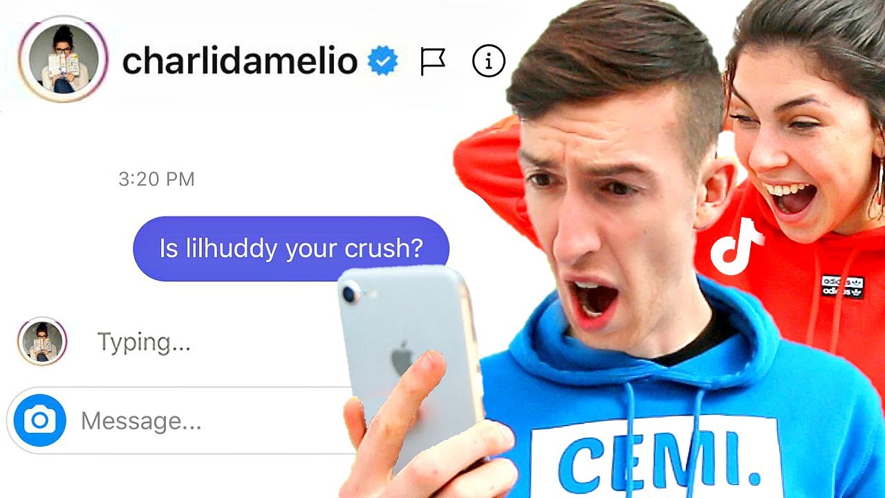 EEN DM STUREN NAAR 100 BEKENDE TIKTOKKERS *CHALLENGE* 