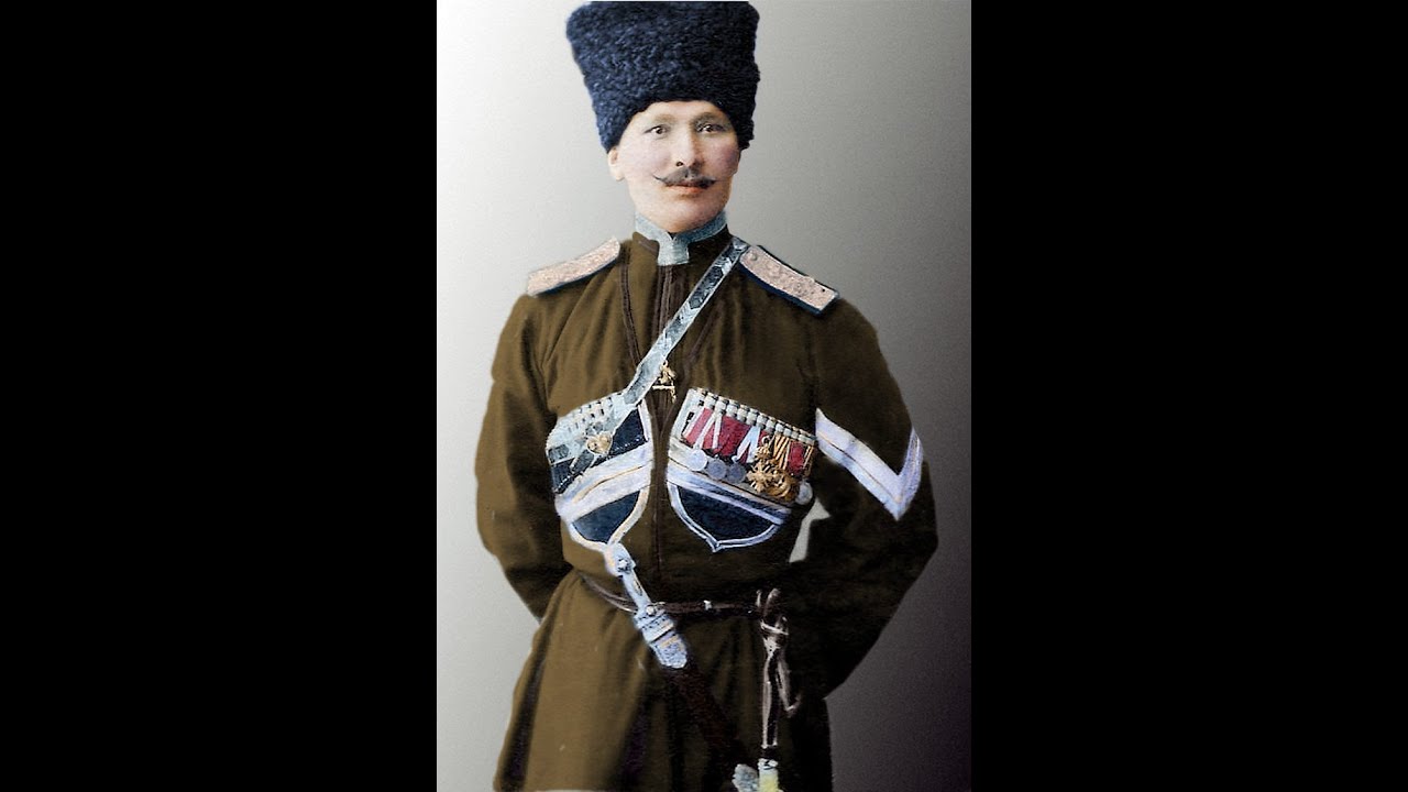 Вдогонку закопченный потрескивает подъесаул