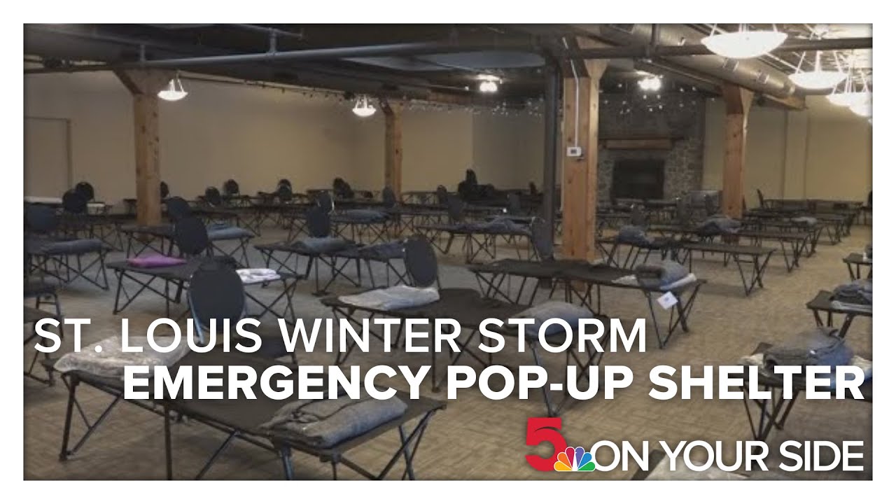 St. Louis winter storm prompts emergency pop-up shelter - YouTube