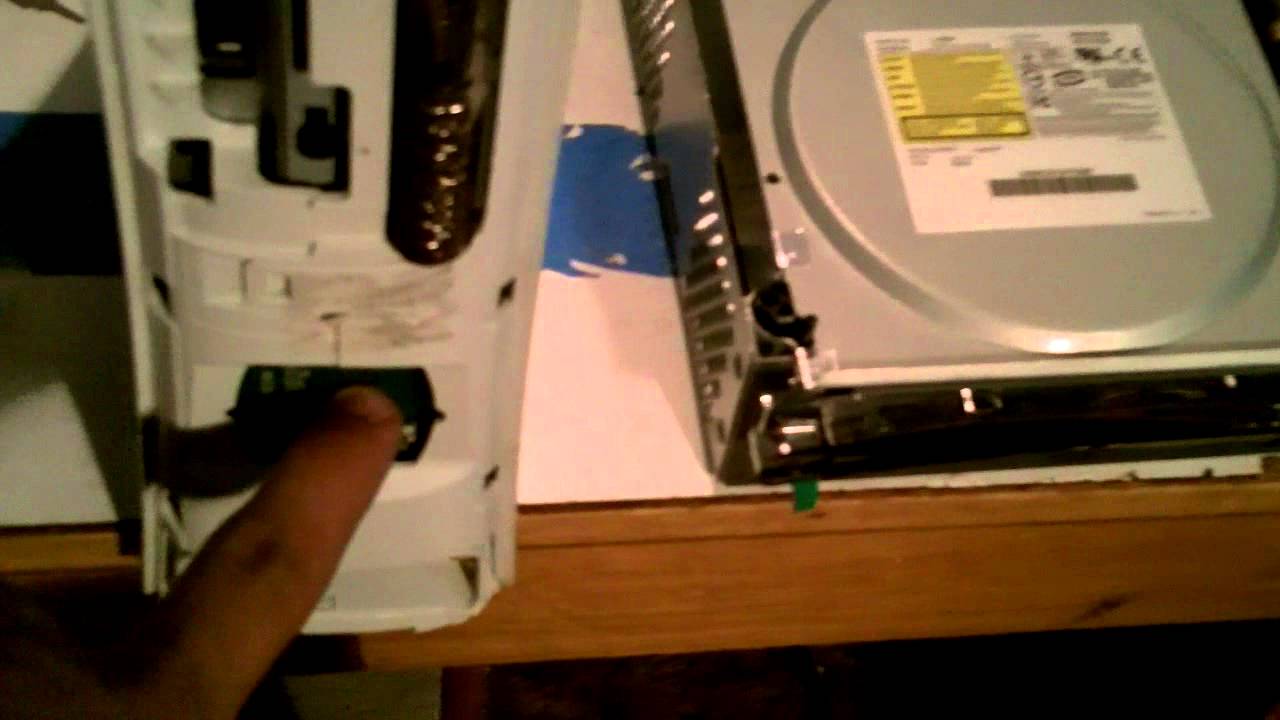 Throwing a Xbox 360 YouTube