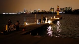 So Chicago: Smelting tradition parties on— without the smelt