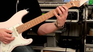 12) Rick's Quick but Slick Licks - The ascending pattern with arpeggio flurry at the end one