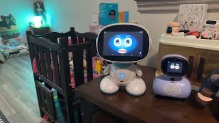 Jibo & Friends - Sunday Robots Livestream (King Fu Fighting)