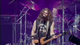 Thunderstruck: America's AC/DC - Moneytalks (Live) - Pro Shot
