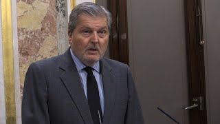 Spain to push ahead with suspending Catalan autonomy