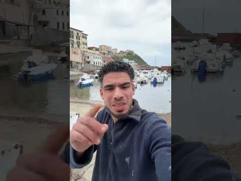 المركب الى سافرت بيه من ليبيا السويسى فى إيطاليا