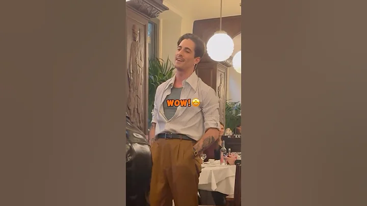 Damiano David singing at a restaurant in Paris 🗼
