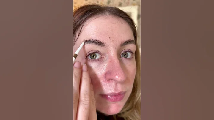 THE PRECISION OF THIS BROW PENCIL! @Glossier #makeup #makeupshorts #glossier #brows #browsonfleek