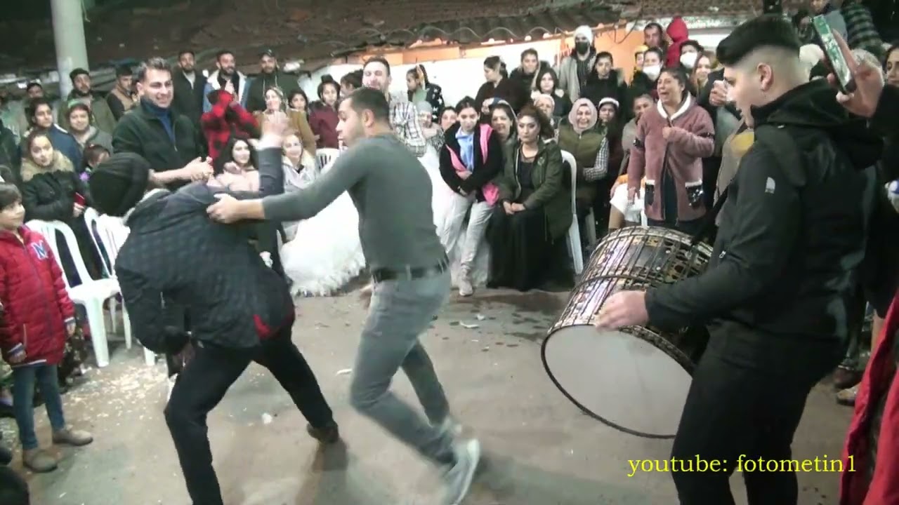 Çorlu Kore Mah. Erkekleri Şov Yaptılar Roman Düğünleri