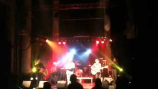 Download Lagu eerbetoon aan Charlie MP3 Download Lagu eerbetoon aan Charlie MP3
