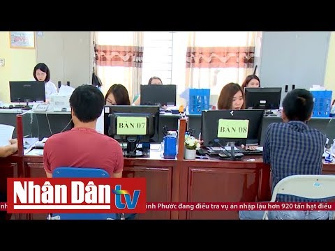 Video Hà Nội: Người nộp hồ sơ đề nghị hưởng trợ cấp thất... - youtube