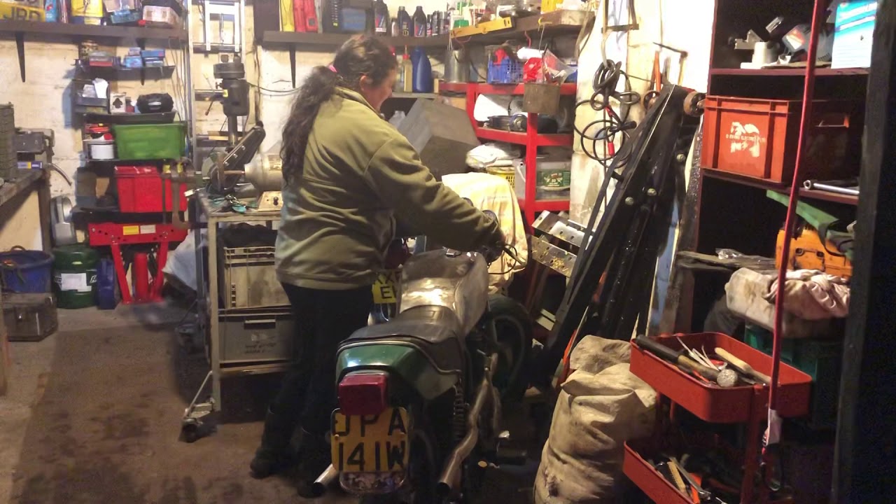 Xs 250 exhaust pipe noise test YouTube