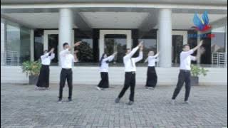 [ICE BREAKING] Charlie Dear Bada Boop Dance