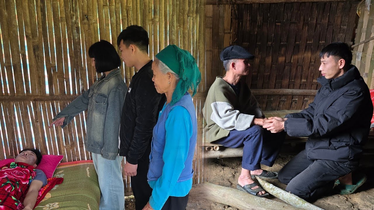 Phú found a doctor. Quỳnh and Thắm, taking advantage of Liên's absence, came to see Tiến.