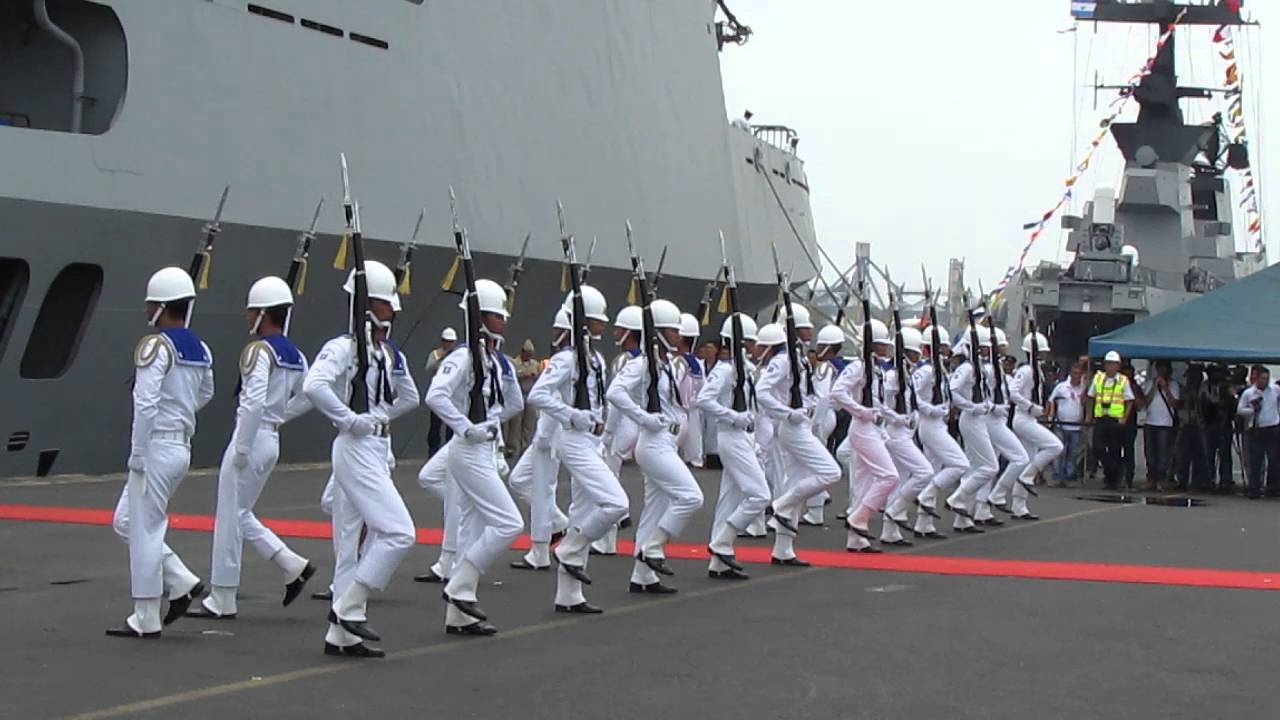 民國105年海軍敦睦艦隊訪薩表演一- YouTube