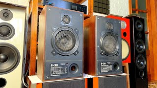 :      !. . . . . Radiotehnika S-30.