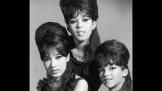 Video thumbnail of "Silhouettes- The Ronettes"