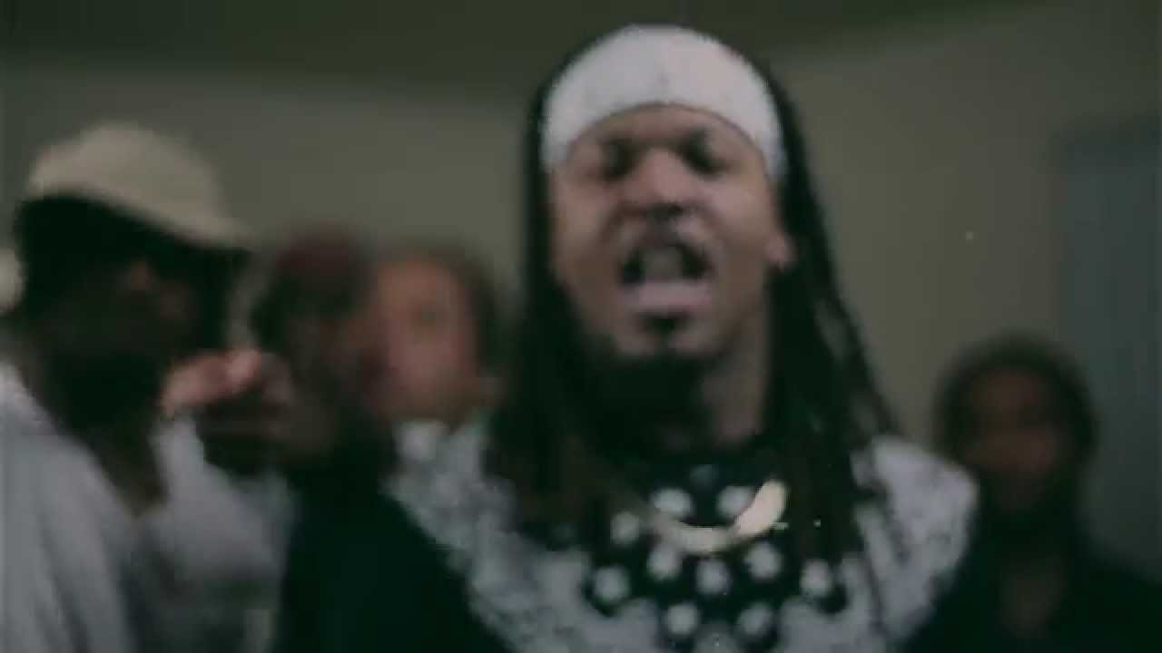 YouTubeでChiraq Remix Montana of 300 (Official Video)を視聴 YouTubeでChiraq Remix Montana of 300 (Official Video)を視聴