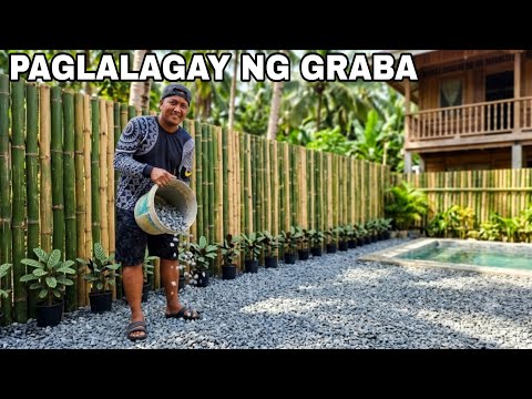 Paglalagay ng grabasa  paligid ng bahay kubo at Pool...Ronda muna sa alagang mga manok