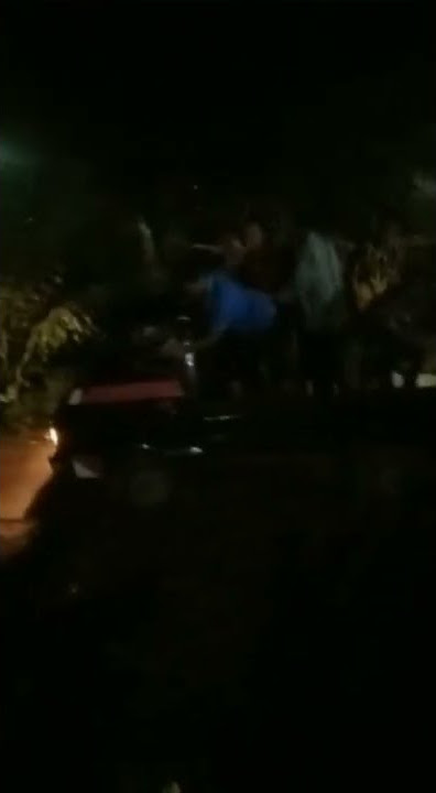 Story wa || lucu genjot mobil sambil joget koplo