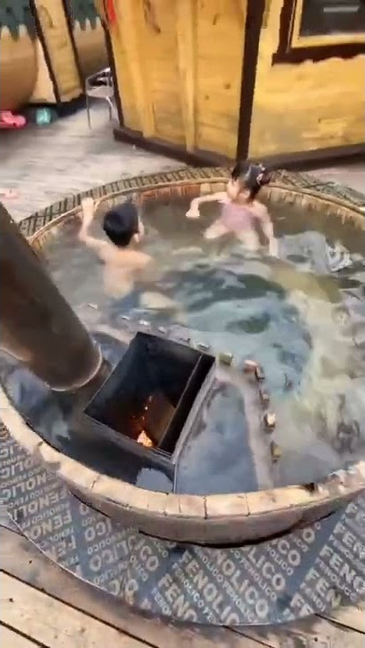 Mandi Air Panas Pakai Bath Tub Dari Bara Api