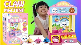 Arcade Claw Machine Kids Toys Claw Candy Catcher Unboxing screenshot 4
