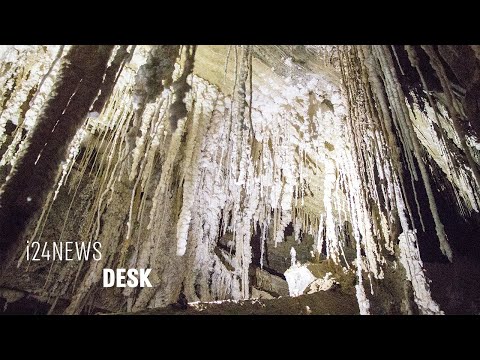 The World&rsquo;s Longest Salt Caves at Mount Sodom