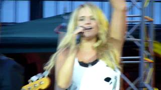 Miranda Lambert - Kerosene - Cheyenne Frontier Days 2010