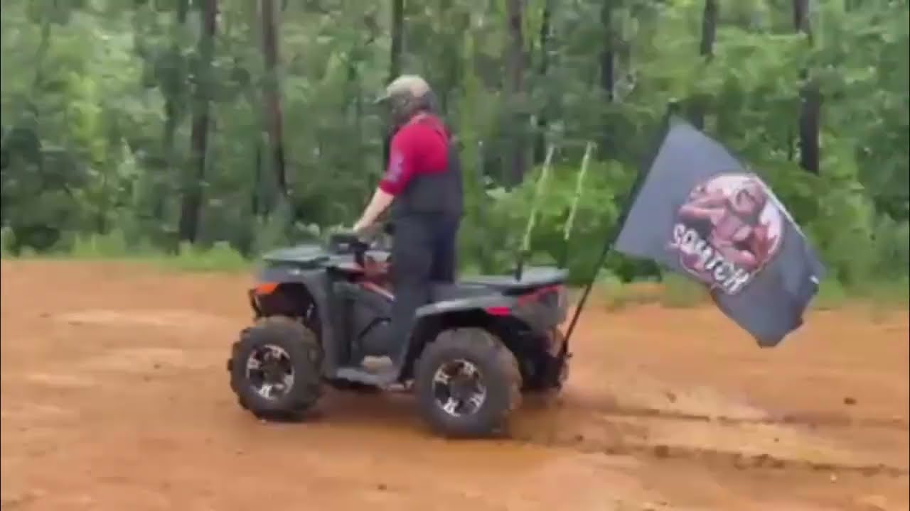 Squatch Juice Flag gets mud for the first time!