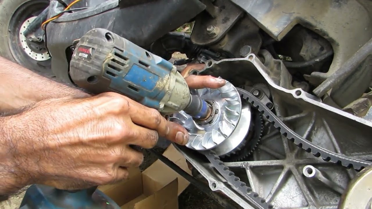 bws 100 2 T con problemas de fuerza desarme de carburador y electricidad primera parte 👍