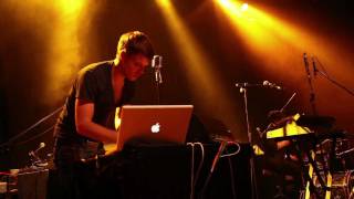 Bedroomdisco TV: Girl Boy Society - 'Nachtschicht' & 'In This World' live