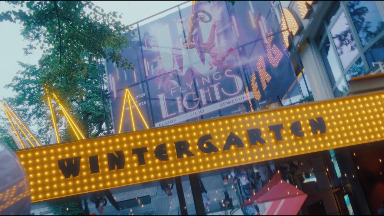 FLYING LIGHTS - Festliche Premiere