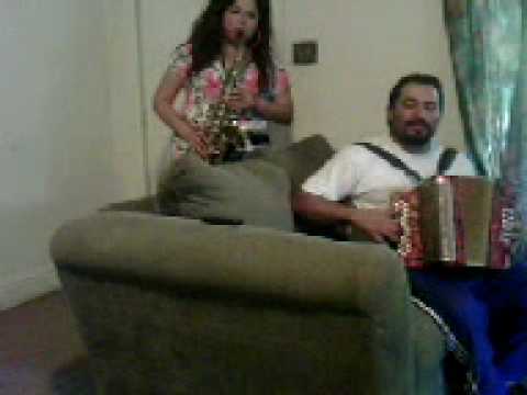 saxophone and accordeon norteno.3gp