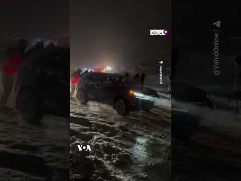 ویدئویی از طوفان سنگین برف در جاده مرزن آباد کلاردشت
