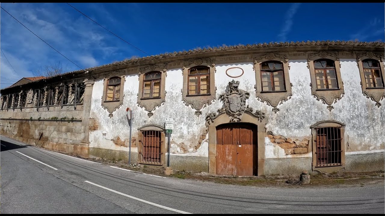 Solar, Casa de Selores, outrora a rica residência da família dos Morais - Portugal