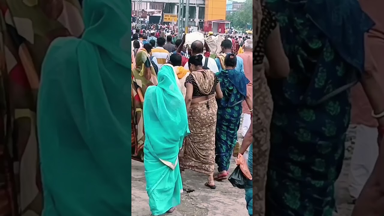 🚉 “Ara Bihar Railway Station Crossing – Live Action & Safety Alert 2025” 