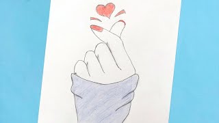 How to draw Hand Purple Heart pencil sketch//Girl Hand Love Icon screenshot 2