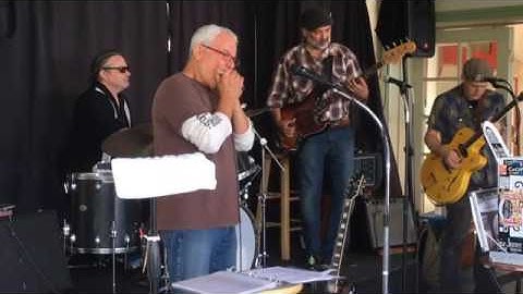 Andy Santana channels Little Walter through a Bulletini microphone