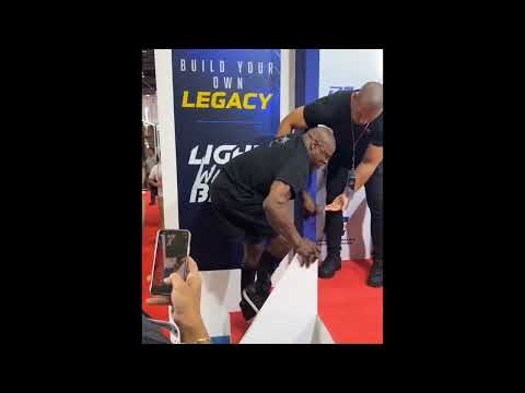 Ronnie Coleman is not able to walk..
