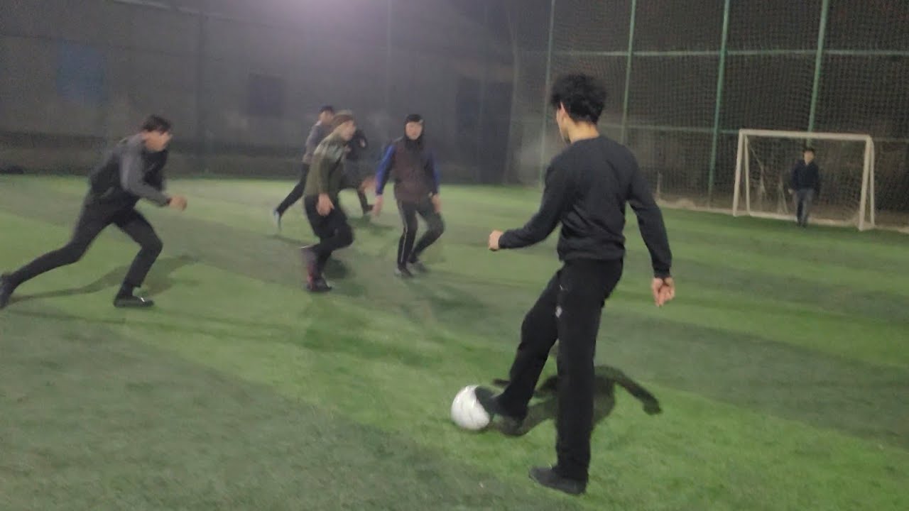 Zo R Fintlar ⚽KO'CHA FUTBOLI_ Fintlar, xavfli vaziyatlar - YouTube