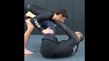 GUARD RETENTION KNEE THROUGH by Lachlan Giles